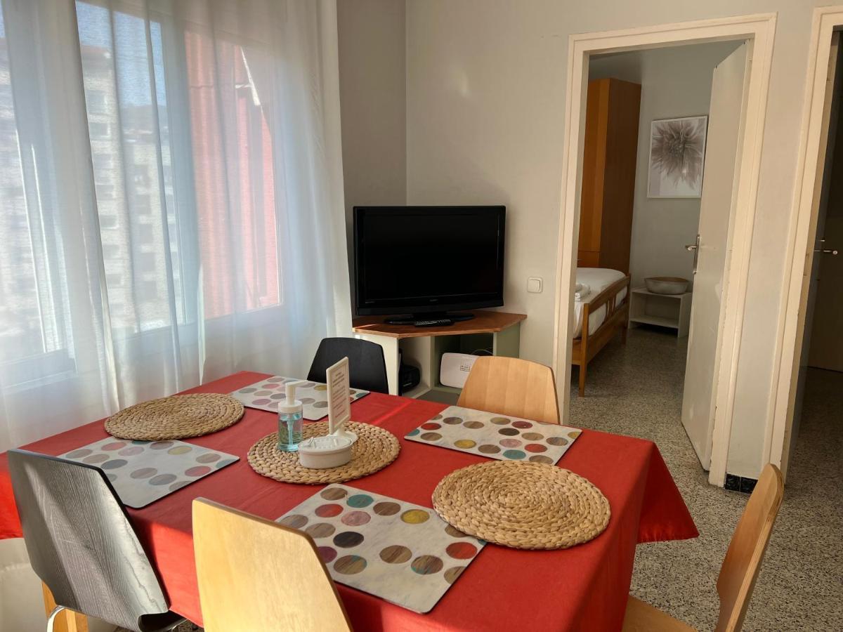 바르셀로나 Sunny And Quiet Sagrada Familia 아파트 외부 사진